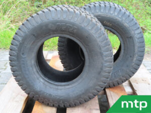 Jeu de pneus gazon 18x8.5-8 (neufs)