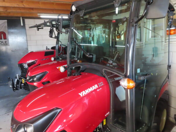 Lochmann cabinedeur Yanmar SA Links eerste montage – Image 3